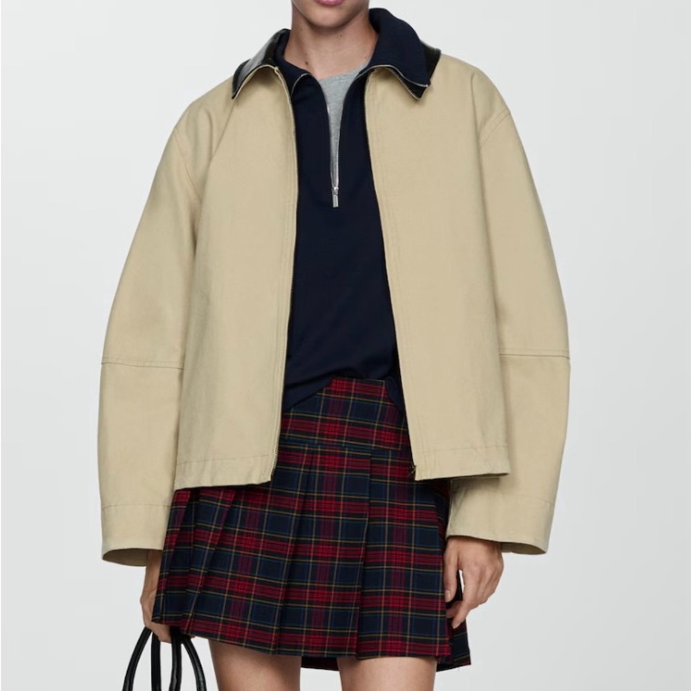Holiday tartan, pleated mini skirt perfect!